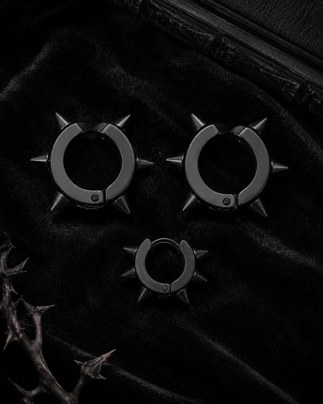 Spike Cuff Set
